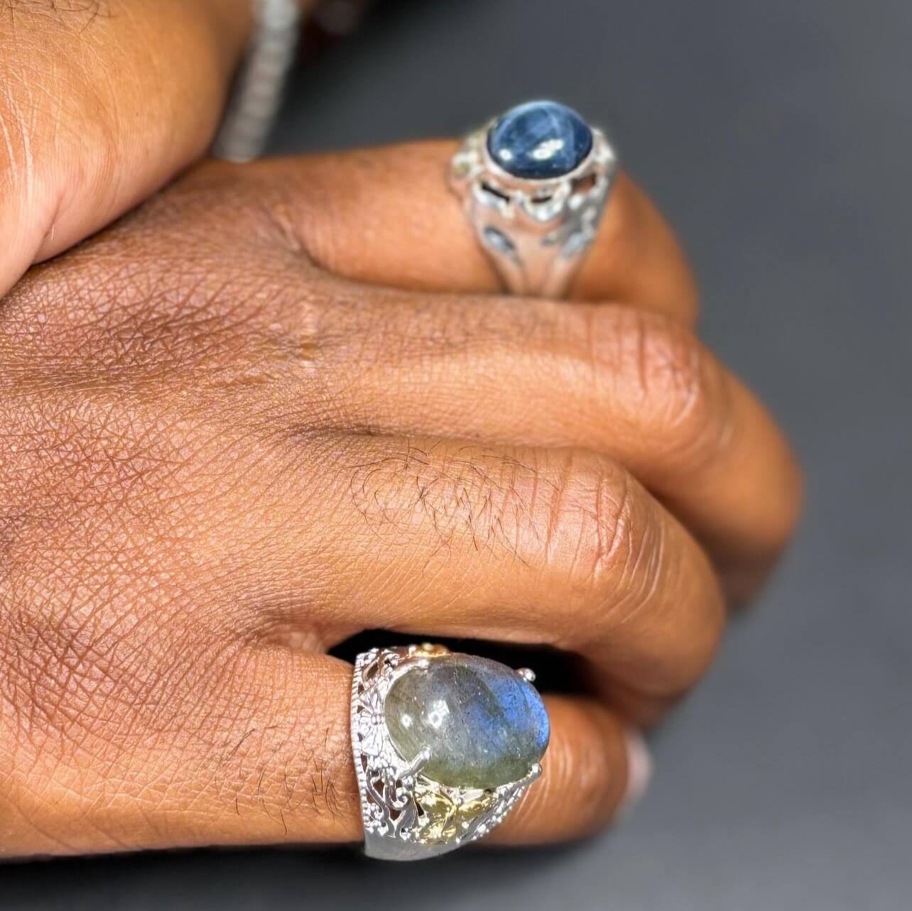 Handcrafted Solid .925 Sterling Silver Square Etched Shank in Rhodium Carnelian Band Ring (5th finger Pinky)